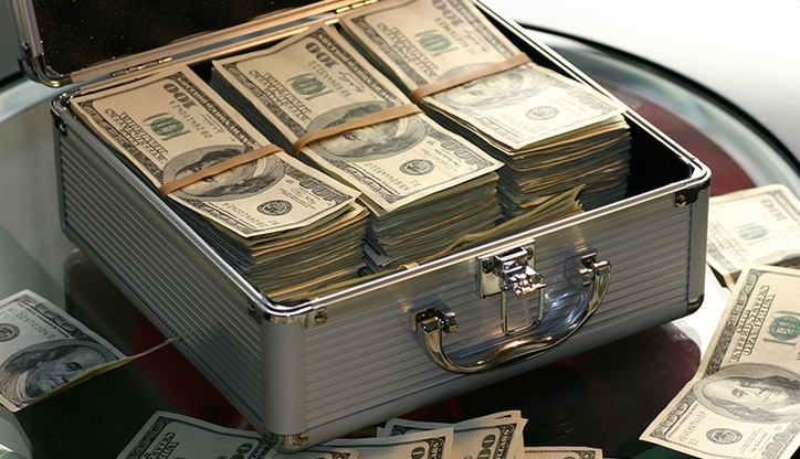 پیش‌بینی قیمت دلار امروز ۸شهریور / افت دلار از روی دو سیگنال
