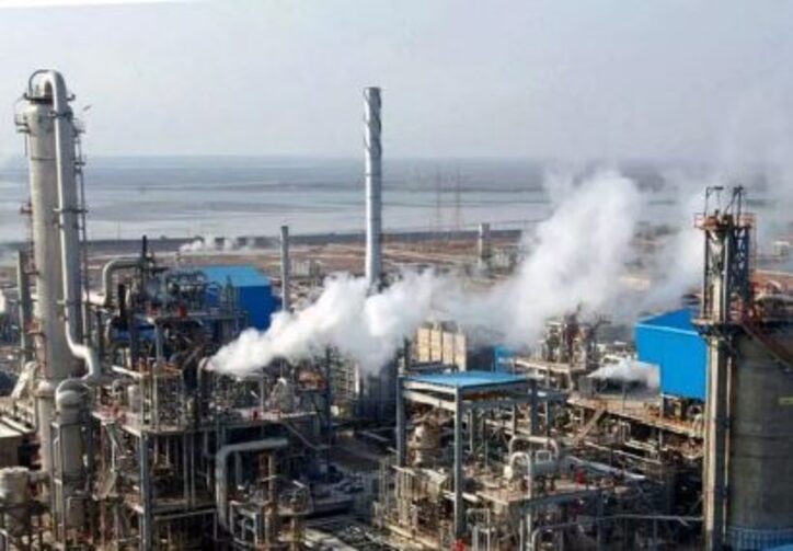 انحصار آمریکایی‌ها در صنعت پتروشیمی شکست/ سیستم کنترل کارخانه «‏PET‏ یک» پتروشیمی شهید تندگویان به روز شد.
