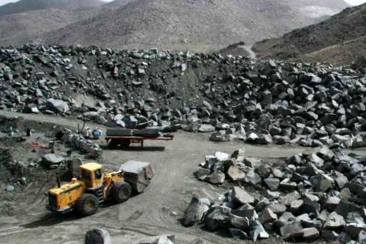 معادن سطحی تمام نشده، به تغییر مقیاس مطالعات نیاز داریم