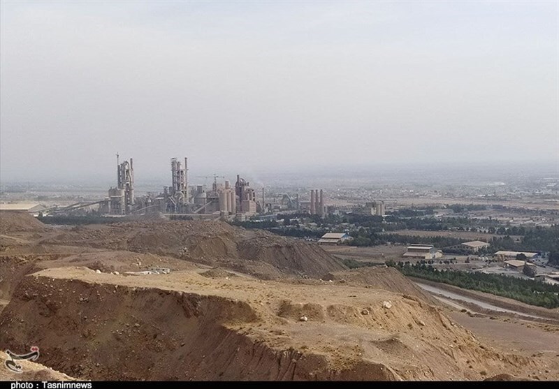 کارخانه سیمان تهران همچنان در حال فعالیت است + تصاویر کارخانه سیمان تهران همچنان در حال فعالیت است + تصاویر 