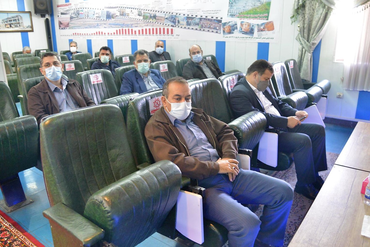 آنچه در بازدید امروز مشاهده کردم، مصداق بارز ایثار و از خودگذشتگی تمامی پرسنل شریف ایرالکو در امر تولید بود آنچه در بازدید امروز مشاهده کردم، مصداق بارز ایثار و از خودگذشتگی تمامی پرسنل شریف ایرالکو در امر تولید بود