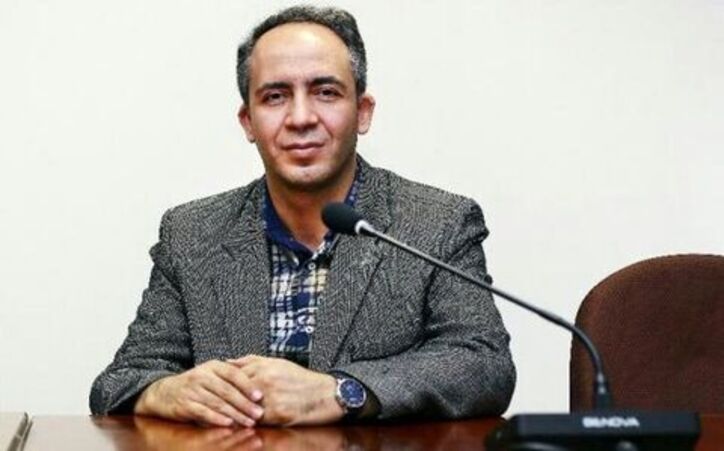 تورم مبنای تصمیم‌گیری درباره ارز ۴۲۰۰ تومانی باشد