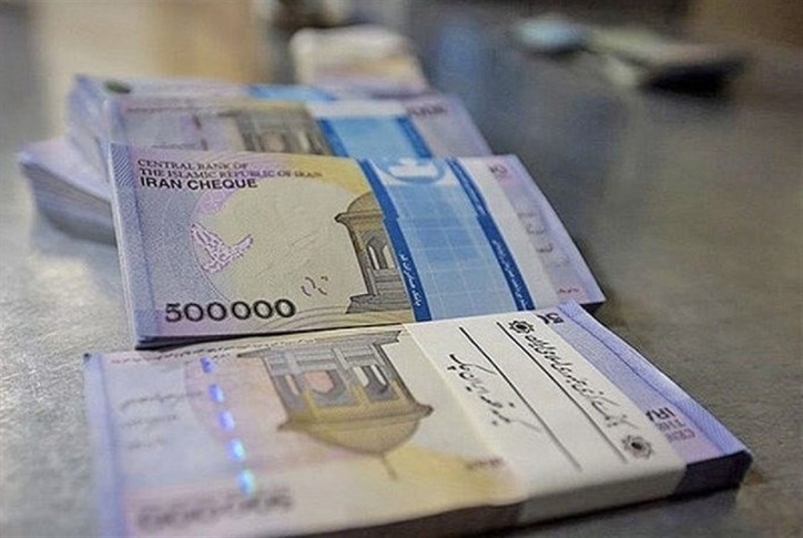پرداخت وام ۱۲ میلیون تومانی بازنشستگان دچار تاخیر شد/ گلایه بازنشسته‌ها از صندوق بازنشستگی کشوری