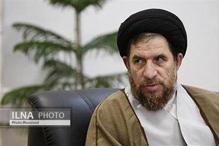 فولاد مبارکه پایه صنعت فولاد است