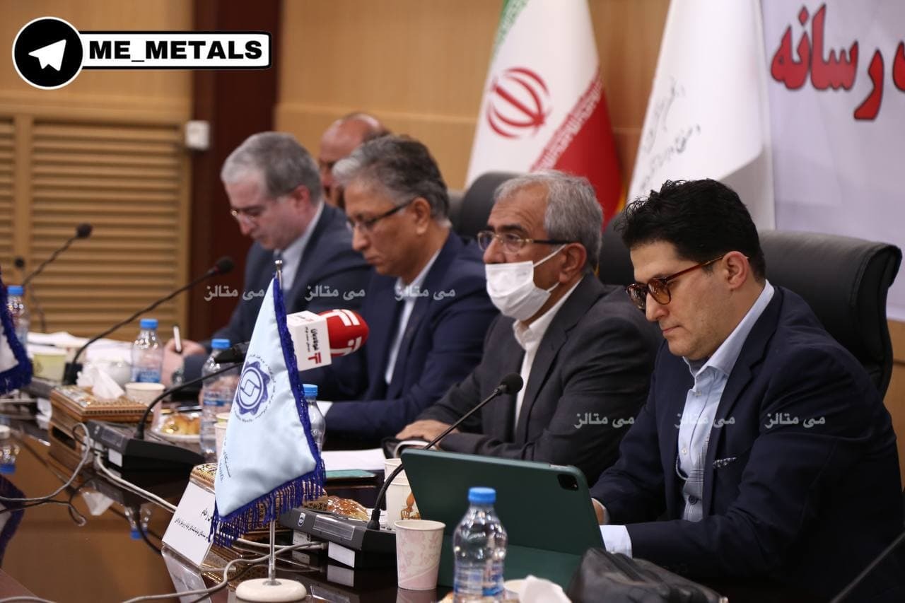 نشست چهار تشکل زنجیره فولاد با اصحاب رسانه در حاشیه هجدهمین نمایشگاه بینالمللی ایران متافو نشست چهار تشکل زنجیره فولاد با اصحاب رسانه در حاشیه هجدهمین نمایشگاه بینالمللی ایران متافو