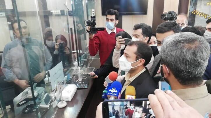 کمبودی در عرضه ارز به بازار نداریم