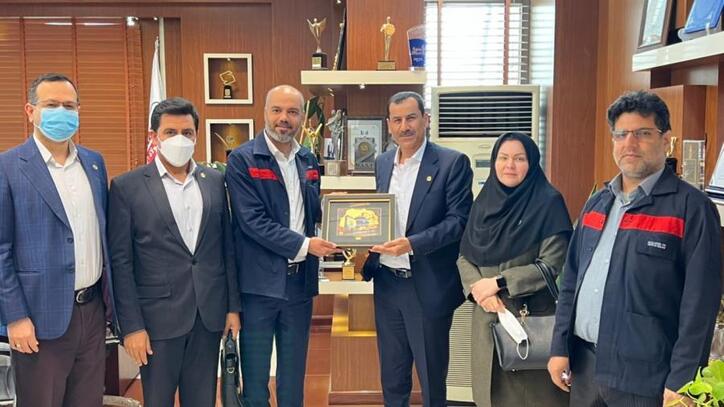 دیدار مدیریت شعب بانک تجارت خوزستان با مدیر عامل شرکت فولاد اکسین خوزستان