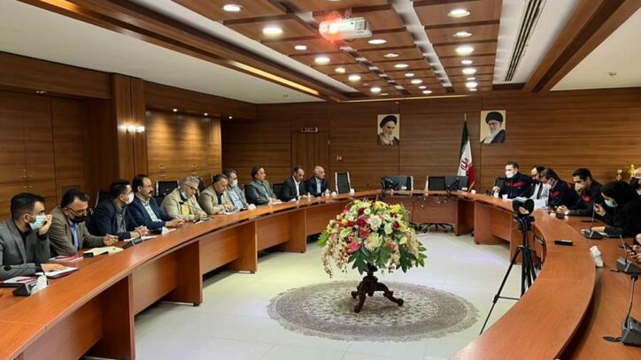 فولاد اکسین از تامین کنندگان اصلی مواد اولیه سازه‌های فولادی در منطقه است
