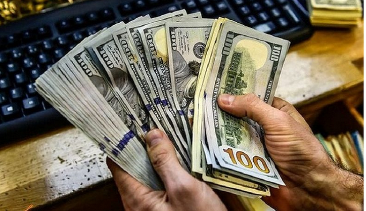 پیش بینی قیمت دلار ۱۰ دی ۱۴۰۱/رئیس جدید چگونه بازار را کنترل می‌کند؟