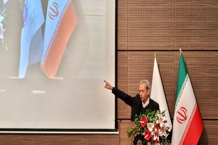 رئیس اتاق بازرگانی، صنایع، معادن و کشاورزی ایران: هرمزگان نوک پیکان توسعه تجارت خارج کشور است