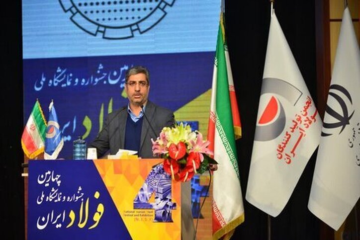 با شناسایی واحد‌های تولیدی مستعد برای دانش بنیان شدن به یاری صنایع بزرگ بشتابیم