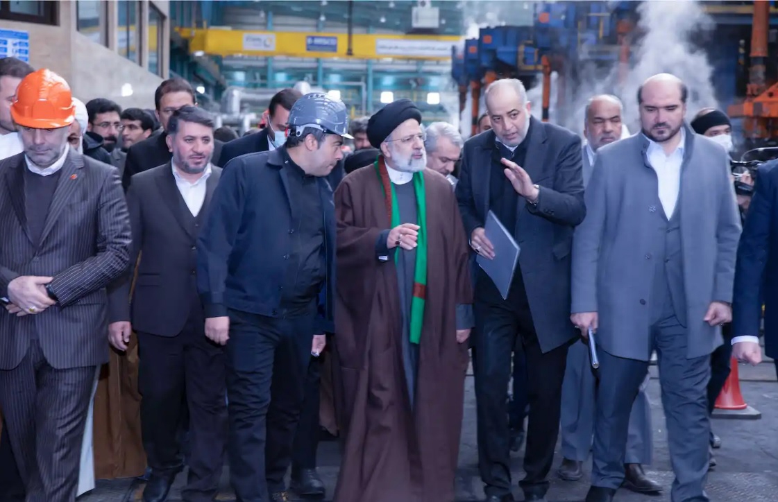 افتتاح کارخانه آهن اسفنجی و خط کلاف مجتمع فولاد بافق با حضور رئیس جمهور افتتاح کارخانه آهن اسفنجی و خط کلاف مجتمع فولاد بافق با حضور رئیس جمهور