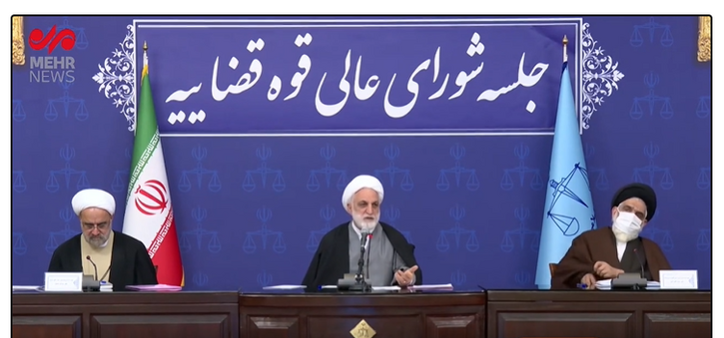 انتقاد اژه‌ای درباره سرگردانی کشتی‌های باری بخاطر گمرک