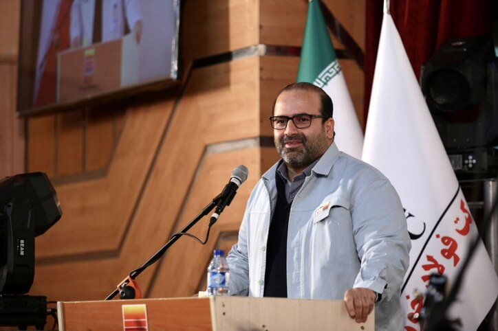 به مناسبت ولادت با سعادت حضرت فاطمه زهرا (س) جشن ریحانه النبی در فولاد خوزستان برگزار شد