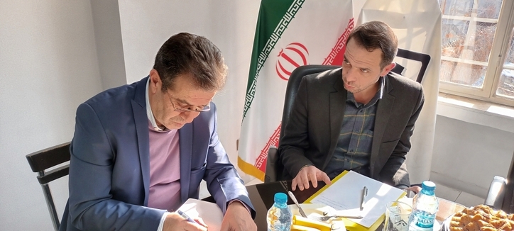 مدیر کل دفتر هماهنگی امور اقتصادی استانداری خراسان رضوی در دیدار با فیروز ابراهیمی: خانه صنعت، معدن و تجارت خراسان رضوی بسته تشویقی صنایع برای جبران قطع گاز را ارایه نماید