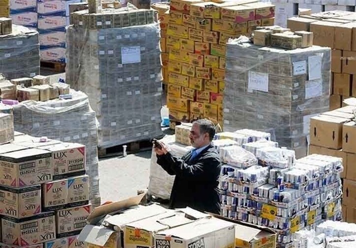 نگهداری ۱۱هزار کانتینر کالای رسوبی و متروکه از سال ۸۲ در بندر شهیدرجایی