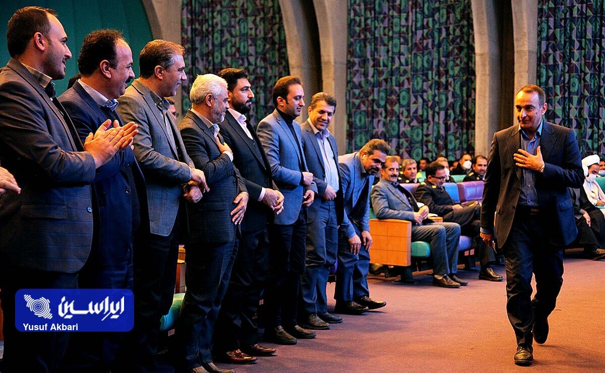 همایش پلیسیاران و بررسی موانع و چالشهای سرویسهای مسافربری برگزار شد همایش پلیسیاران و بررسی موانع و چالشهای سرویسهای مسافربری برگزار شد
