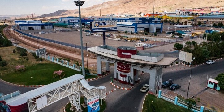 زیرساخت‌های سرمایه‌گذاری در جنوب کرمان فراهم شود/ رفع مشکلات ۶ طرح تولیدی در شهرستان کهنوج