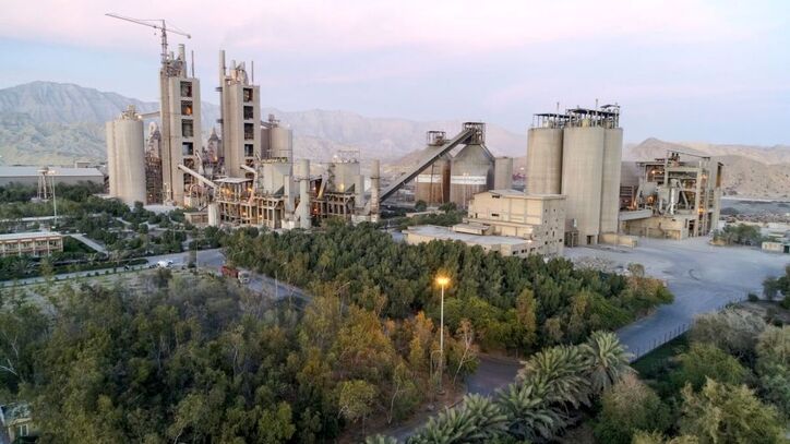 ۱۰ شرکت سیمانی درآمد‌های خود را افزایش دادند/ مقدار فروش سیمانی‌ها ۵ درصد بیشتر از ۱۴۰۰