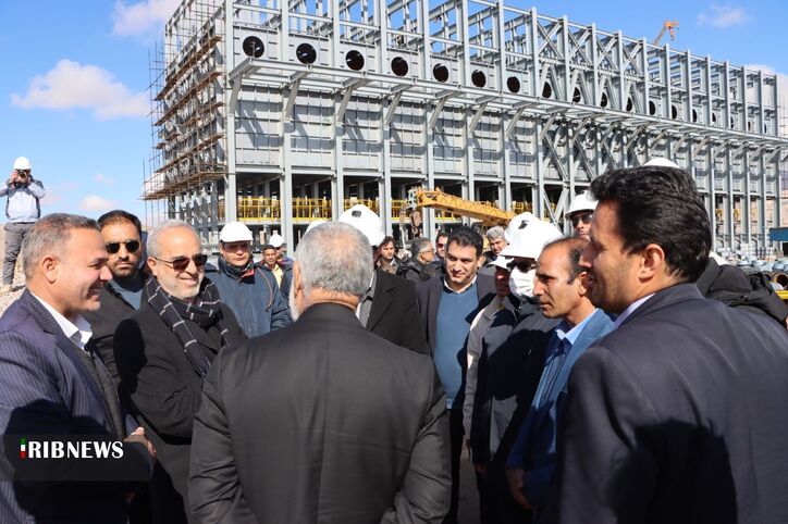 بازدید استاندار کرمان از دو طرح در دست اجرای گل گهر سیرجان