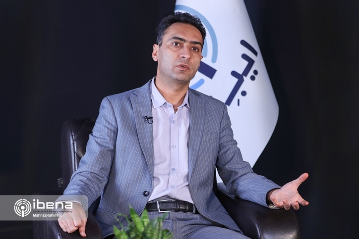 سیاست گذار ارزی در جهت تثبیت نرخ ارز قدم بر می‌دارد