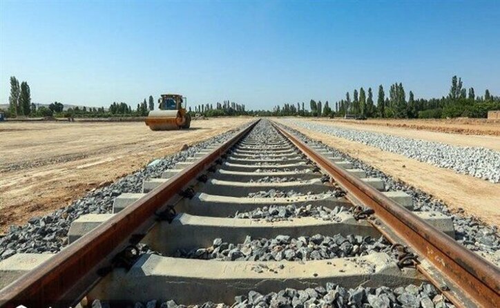 راه آهن ایلام اجرایی نشد/ وعده جدید وزیر راه برای شروع پروژه