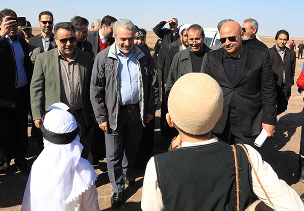 فاطمیامین: رشد بخش معادن بعد از ۴ سال مثبت شد/ تولید پتاس به ۵۰ هزار تن رسیده است فاطمیامین: رشد بخش معادن بعد از ۴ سال مثبت شد/ تولید پتاس به ۵۰ هزار تن رسیده است