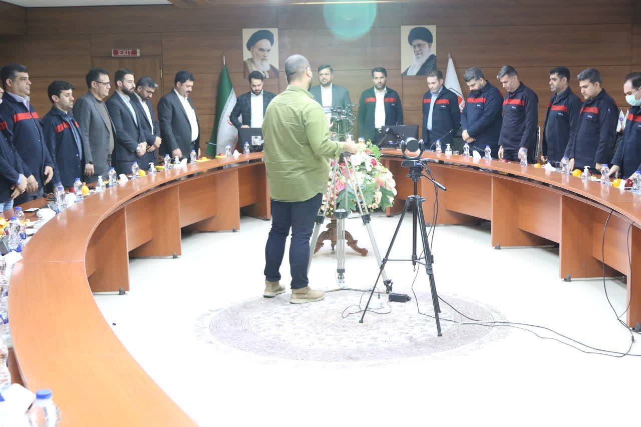نادری مدیرعامل تاصیکو: تمرکز بر افزایش صادرات محصولات اکسین کنیم/ صادقیان مدیرعامل فولاد اکسین: فولاد اکسین و کارکنان آن را مثل خانواده خود میدانم نادری مدیرعامل تاصیکو: تمرکز بر افزایش صادرات محصولات اکسین کنیم/ صادقیان مدیرعامل فولاد اکسین: فولاد اکسین و کارکنان آن را مثل خانواده خود میدانم