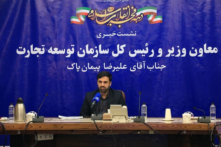 امسال رکورد صادرات غیرنفتی شکسته می‌شود/ زیرساخت‌ها جوابگوی حجم تجارت و صادرات نیست