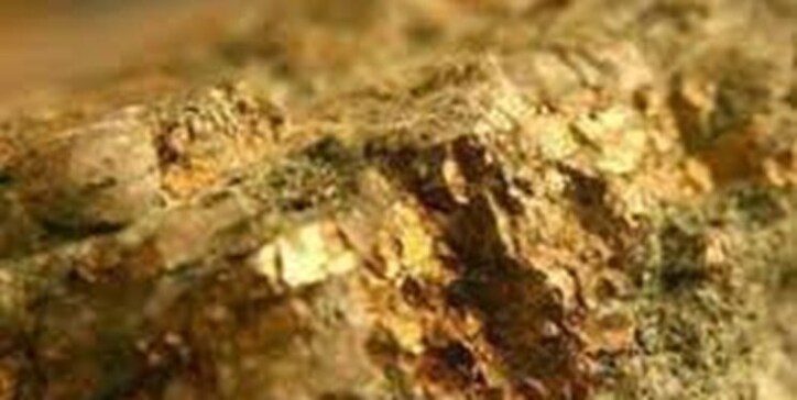 نبود حساب بانکی معادن کردستان در استان، ترک‌فعل است/فروش ۷۵ هزار میلیارد تومانی طلای زرکوه قروه