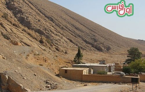 معدن سنگ شگفت انگیز هخامنشیان برای ساخت تخت جمشید معدن سنگ شگفت انگیز هخامنشیان برای ساخت تخت جمشید