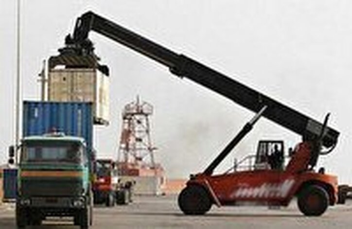 کدام بنادر و مرز‌ها به بندر خشک آپرین متصل هستند؟