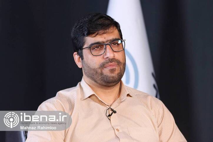 پاسخگویی به نیاز‌های واقعی ارز، نرخ بازار غیر رسمی را می‌شکند