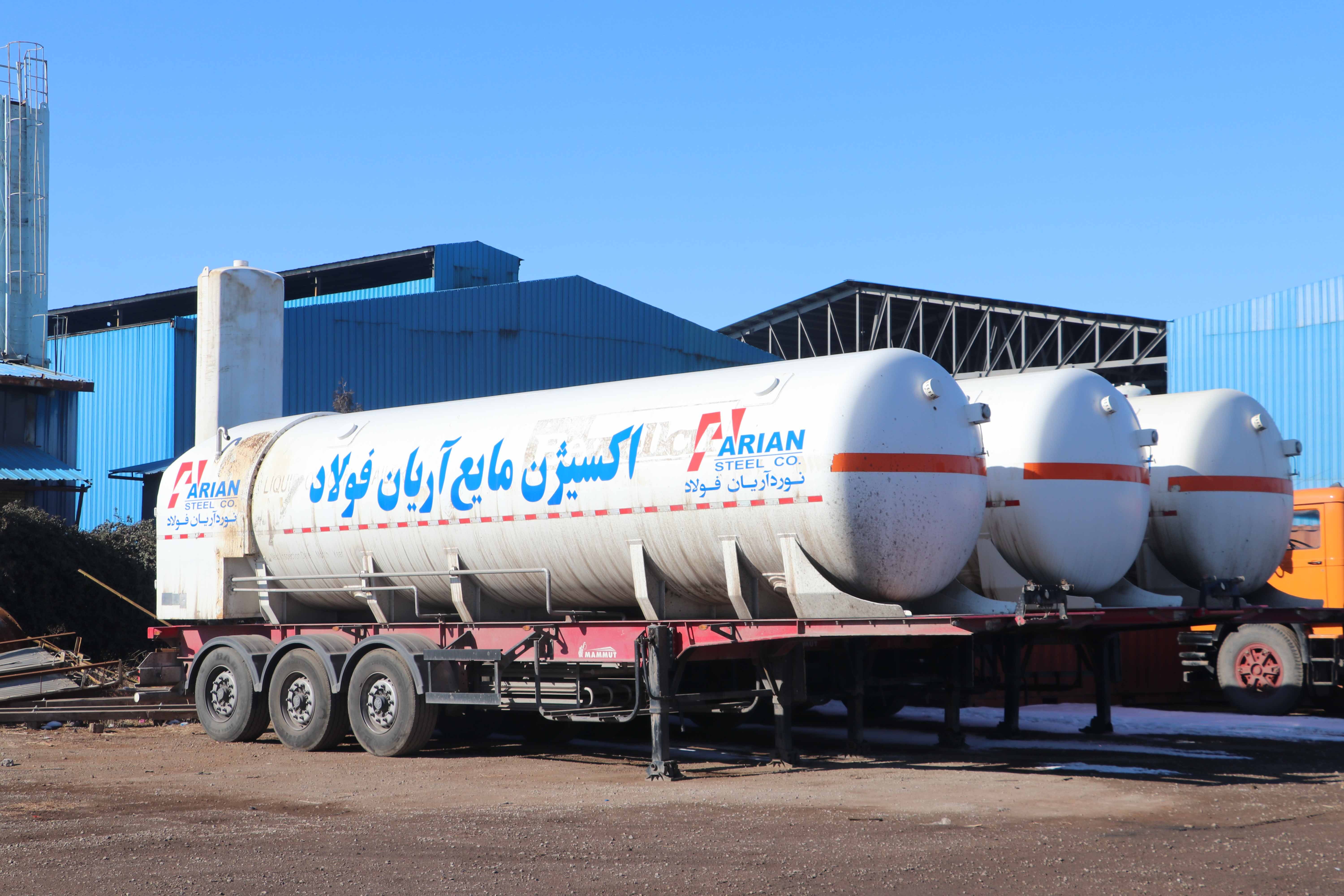 ارز چند نرخی خیانتی بزرگ/ تامین مواد اولیه اصلیترین مشکل فولادی ها/ باید حداقل حقوق ماهانه کارگران ۳۰۰ دلار باشد ارز چند نرخی خیانتی بزرگ/ تامین مواد اولیه اصلیترین مشکل فولادی ها/ باید حداقل حقوق ماهانه کارگران ۳۰۰ دلار باشد