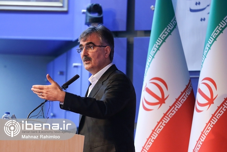 رئیس کل بانک مرکزی از آغاز عملیات احیای ثبات در بازار ارز خبر داد