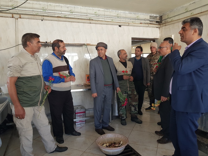 کمک ۳۰۰ میلیون تومانی صنعت‌گران، معدن‌کاران و اصناف استان چهارمحال و بختیاری به زلزله‌زدگان خوی
