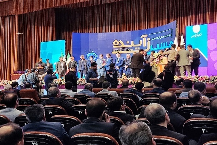 فولاد مبارکه به یک «شرکت دانشی» تبدیل خواهد شد + فیلم
