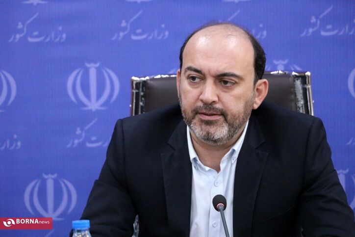 میزان خروج مواد معدنی از استان به صورت خام باید کاهش یابد