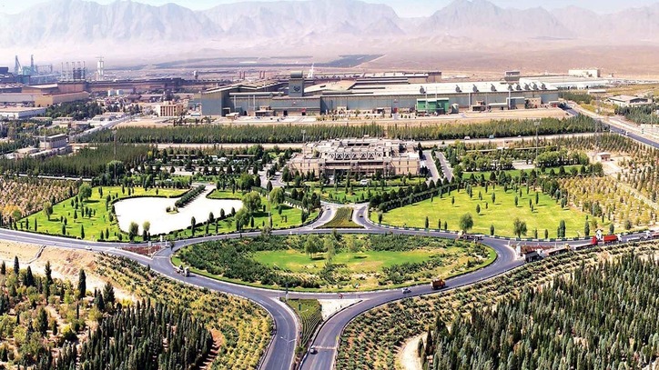 تدوین برنامه پنج ساله ارتقای زیست محیطی در فولاد مبارکه