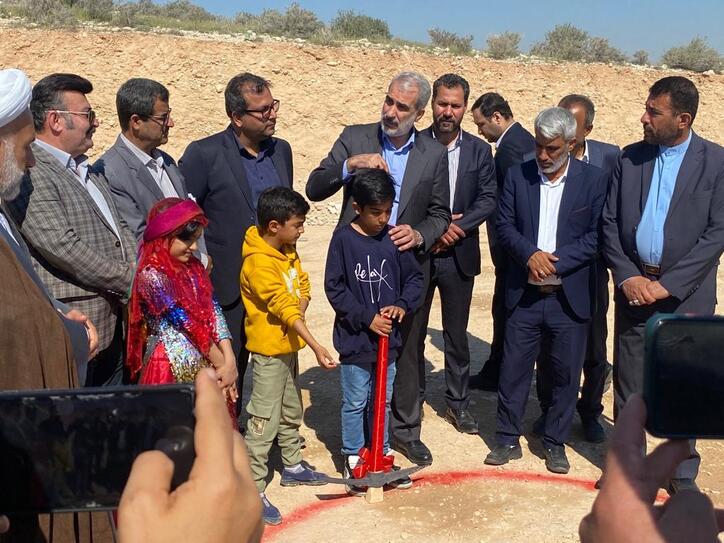 عملیات اجرایی طرح تولید انواع توربین بخار آب و شیر آلات صنعتی در شهرستان جم آغاز شد