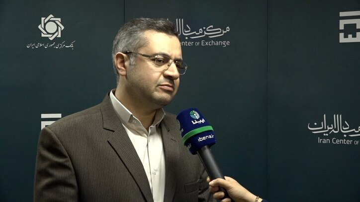 جزییات خرید ارز صادراتی به صورت حواله و اسکناس/ کشف نرخ ارز خدماتی بر اساس عرضه و تقاضاست