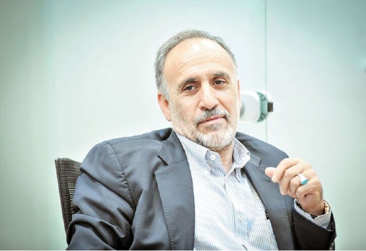 مدیریت بازار ارز در دستان بانک مرکزی/ روند کاهش قیمت دلار ادامه دارد