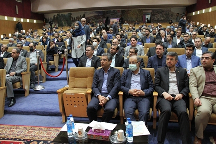 تجلیل از ۵ شرکت شهرک‌های صنعتی استانی به‌عنوان برترین‌های توسعه فناوری