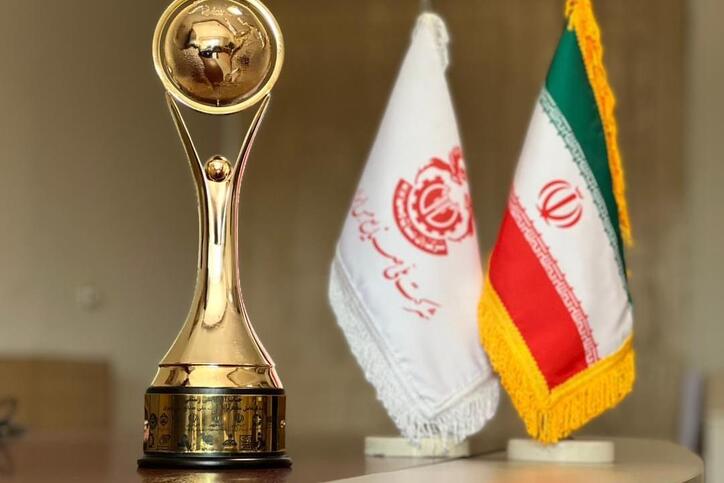 تقدیر از مدیرعامل شرکت ملی مس به عنوان «چهره نامی صنعت و اقتصاد کشور»