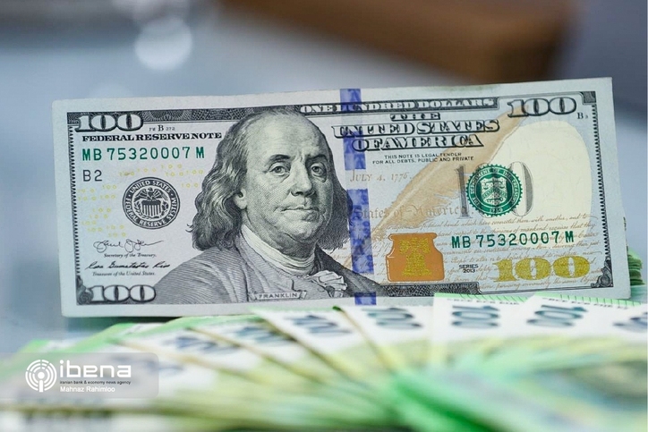 پیش بینی ریزش قیمت دلار به زیر ۴۰ هزار تومان
