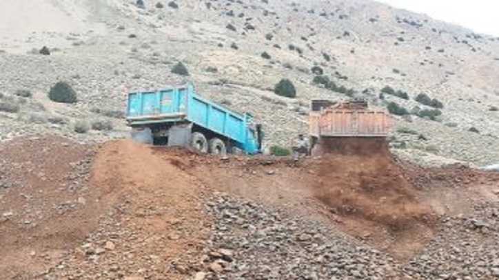 معادن شهرستان هشترود، عامل تخریب جاده‌های روستایی
