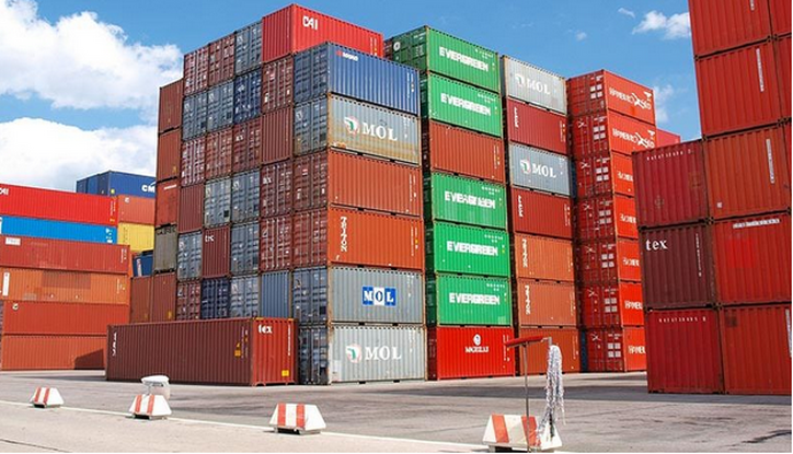تعلل بانک مرکزی در تخصیص ارز به واردات کالا‌های اساسی/ بحران غذا به سفره‌ها می‌رسد؟