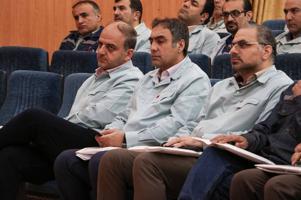جلسه هماندیشی و بازنگری نقشه استراتژیک (افق ۱۴۰۴-۱۴۰۲) گروه فولاد خوزستان برگزار شد جلسه هماندیشی و بازنگری نقشه استراتژیک (افق ۱۴۰۴-۱۴۰۲) گروه فولاد خوزستان برگزار شد