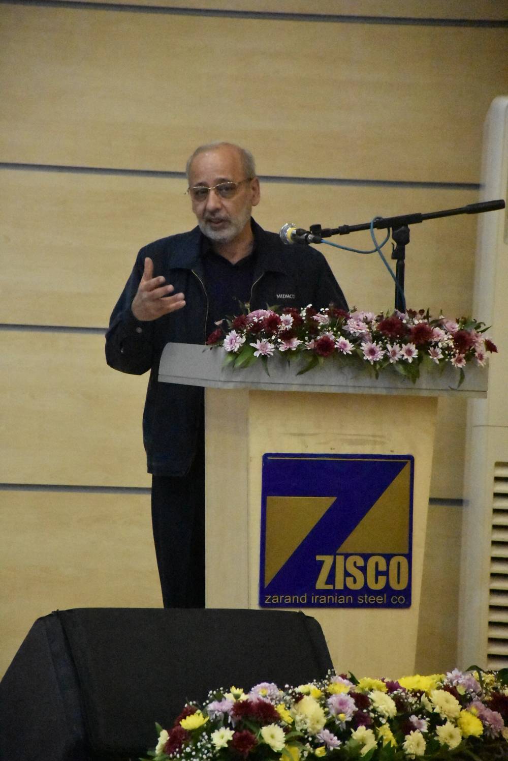 بازدید رئیس مجلس شورای اسلامی از شرکت فولاد زرند ایرانیان/ قالیباف: ظرفیت معادن برای کشور ما مهم&zwnj;تر از ظرفیت نفت و گاز است/ دکتر پورمند: اعتقاد داریم مدیریت یک حرفه مبتنی بر مولفه&zwnj;های ساختاریافته است