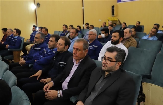 آیین آغاز عملیات احداث و تکمیل پروژه فاز دوم کارخانه فولادسازی گروه ملی صنعتی فولاد ایران با حضور مسوولین کشوری و استانی برگزار شد آیین آغاز عملیات احداث و تکمیل پروژه فاز دوم کارخانه فولادسازی گروه ملی صنعتی فولاد ایران با حضور مسوولین کشوری و استانی برگزار شد